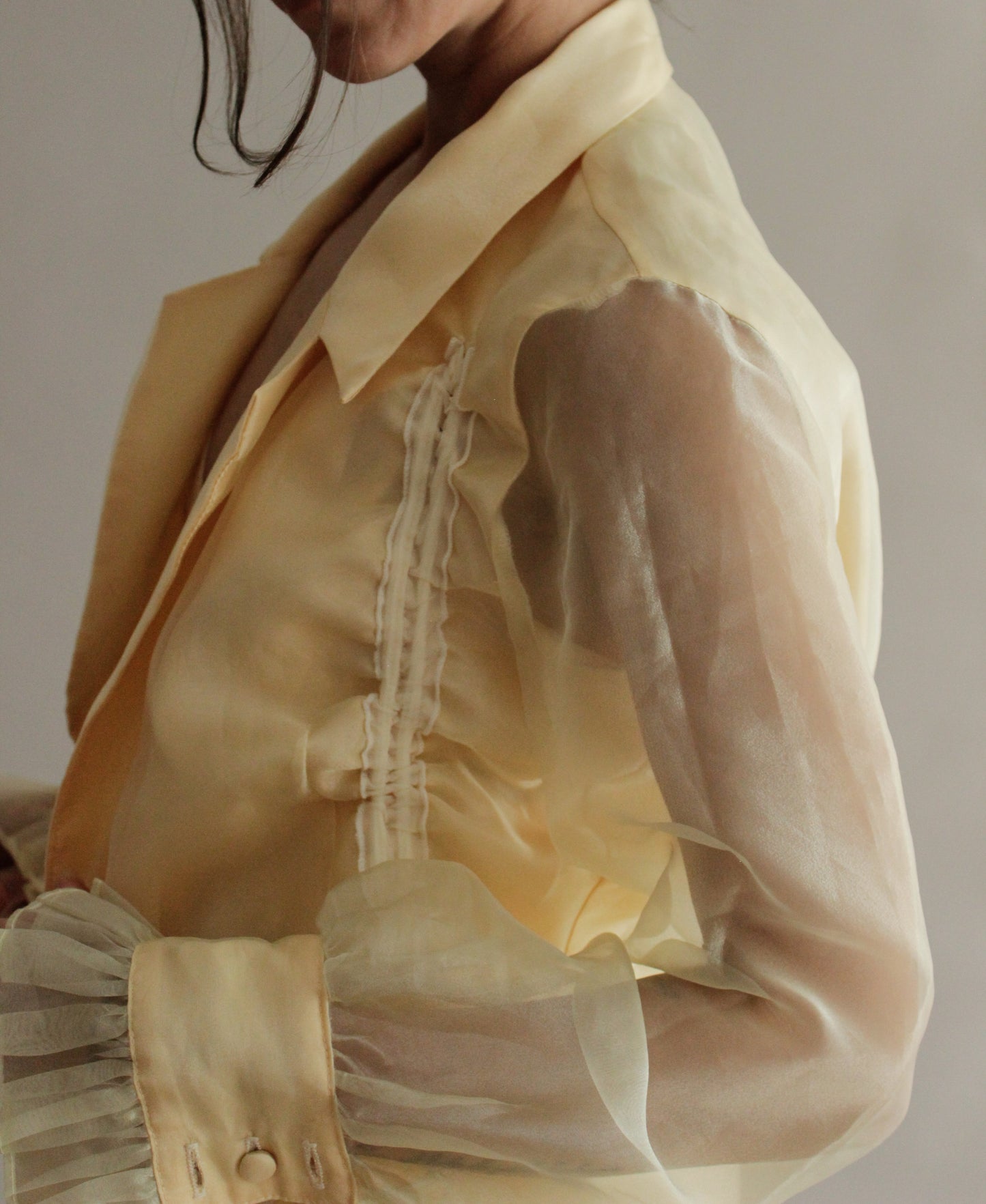 VICTORIA ORGANZA BLAZER